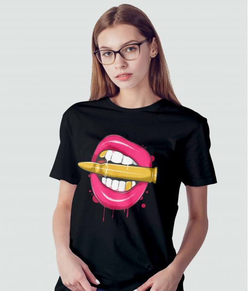 Дамска тениска с щампа Арт Lips beating bullet - TShirtArtShop.com